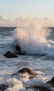 Превью обои океан, вода, волны, брызги, камни