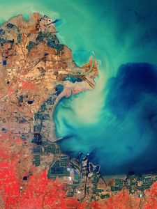 Превью обои океан, земля, планета, вид из космоса