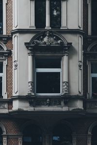 Превью обои окно, фасад, здание, архитектура