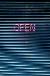 Превью обои open, неон, табличка, жалюзи, надпись