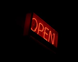 Превью обои open, открыто, неон, вывеска, темный