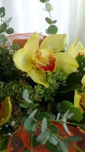Превью обои орхидеи, цветы, гипсофил, букет, оформление