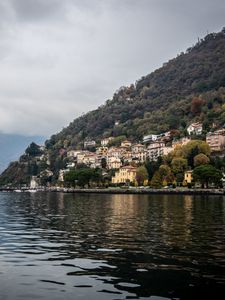 Превью обои остров, город, берег, здания, вода