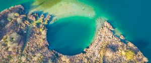 Превью обои остров, лагуна, вид сверху, море, тропики