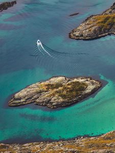 Превью обои остров, море, катер