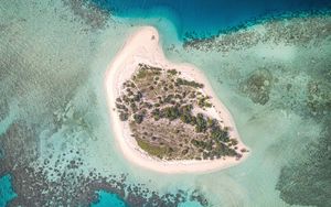 Превью обои остров, море, лето, вид сверху