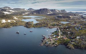 Превью обои остров, побережье, здания, море, пристань