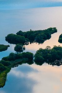 Превью обои остров, вода, деревья, рябь