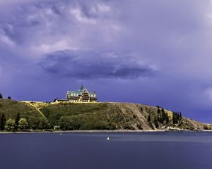 Превью обои остров, здание, холм, море, пейзаж
