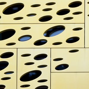 Превью обои отверстия, панели, архитектура, геометрия, дизайн, абстракция