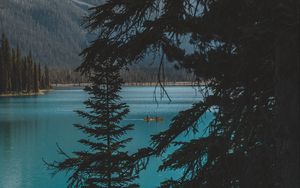 Превью обои озеро, деревья, горы, лодка, природа