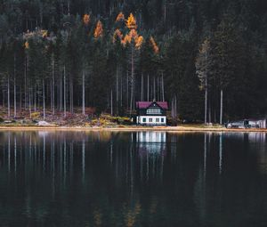 Превью обои озеро, дом, лес, берег, природа