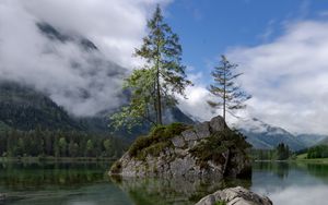 Превью обои озеро, горы, дерево, камни, германия