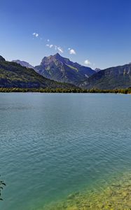 Превью обои озеро, горы, лес, вода, лето, пейзаж