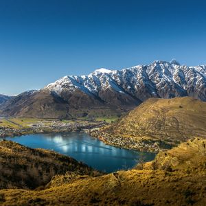 Превью обои озеро, горы, предгорье, хребет, квинстаун, новая зеландия