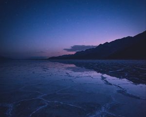 Превью обои озеро, горы, сумерки, звездное небо, вода, поверхность