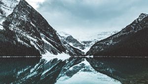 Превью обои озеро, горы, вода, отражение, пейзаж