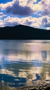 Превью обои озеро, холмы, пейзаж, природа, блики