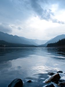 Превью обои озеро, камни, холмы, даль