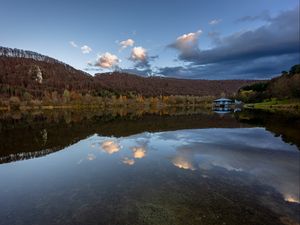 Превью обои озеро, лес, горы, беседка, отражение