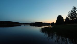 Превью обои озеро, лес, закат, природа, отражение, вода, пейзаж