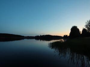 Превью обои озеро, лес, закат, природа, отражение, вода, пейзаж