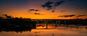 Превью обои озеро, мост, деревья, облака, небо, закат, темный