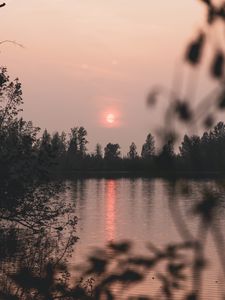 Превью обои озеро, закат, сумерки, пейзаж, природа