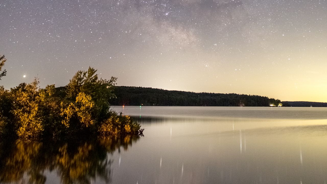 Обои озеро, звездное небо, отражение, ночь, природа