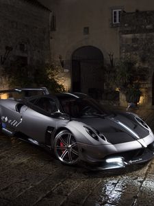 Превью обои pagani, huayra, вид сбоку