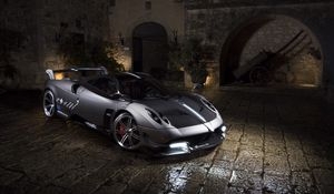 Превью обои pagani, huayra, вид сбоку