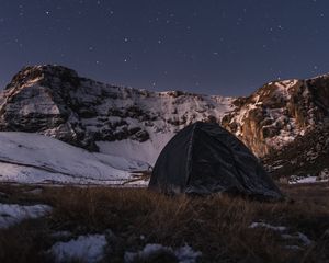 Превью обои палатка, кемпинг, горы, природа, ночь, звезды, заснеженный