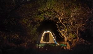 Превью обои палатка, кемпинг, ночь, деревья, звездное небо