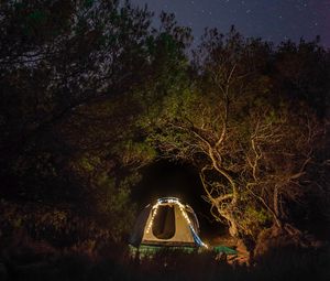 Превью обои палатка, кемпинг, ночь, деревья, звездное небо