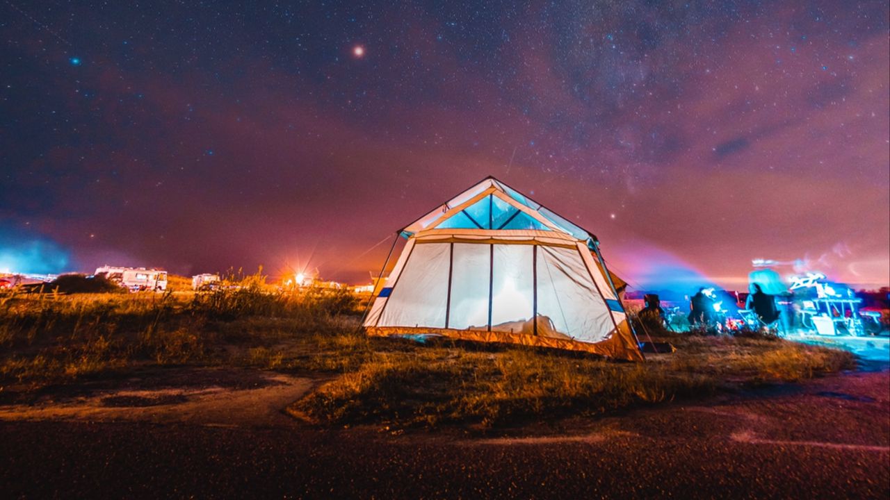 Обои палатка, ночь, звездное небо, кемпинг