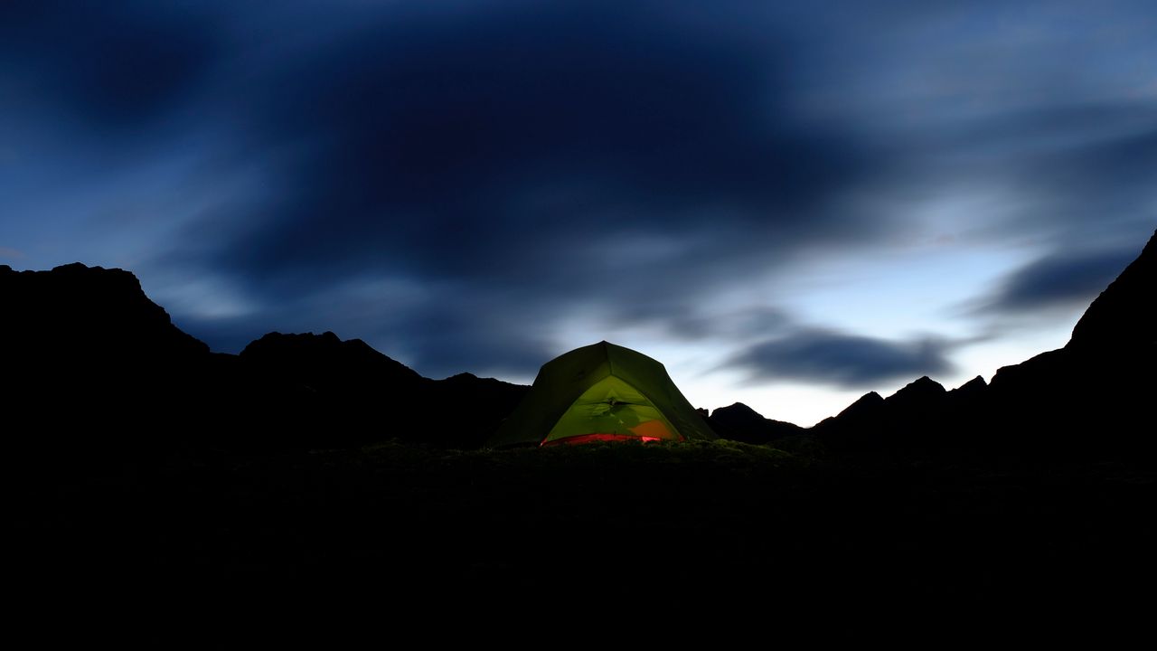 Обои палатка, темный, кемпинг, горы, ночь