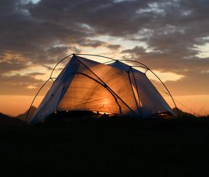 Превью обои палатка, вечер, облака