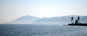 Превью обои пальмы, силуэты, горы, море, природа