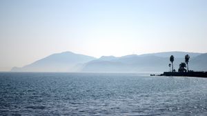 Превью обои пальмы, силуэты, горы, море, природа