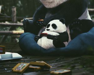 Превью обои панды, джойстики, картриджи, играть, геймер