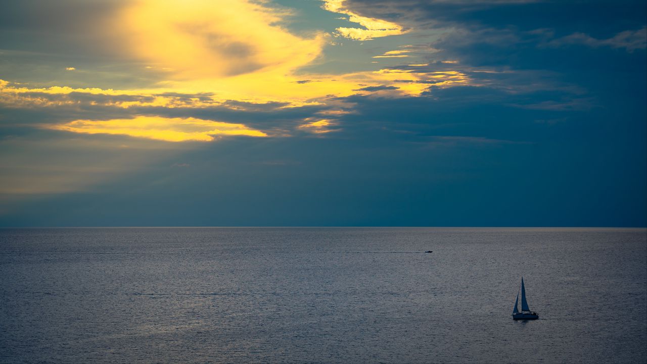 Обои парусник, горизонт, море, вода