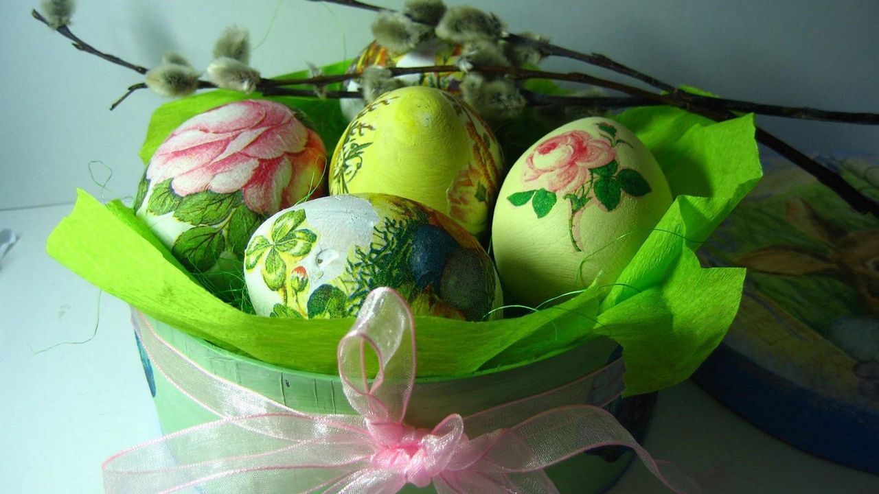 Обои пасха, праздник, яйца, коробка, лента, бант, верба, весна