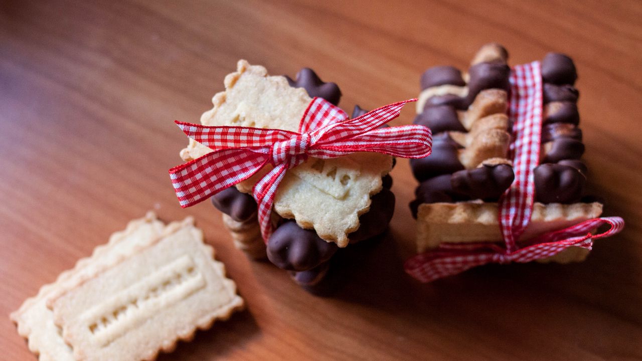 Обои печенье, десерт, лента