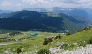 Превью обои пейзаж, долина, пруд, озеро