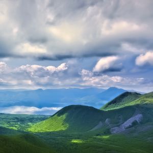 Превью обои пейзаж, холмы, горы, облака