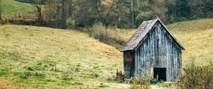 Превью обои пейзаж, лес, дерево, осень, сарай, природа