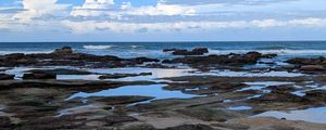 Превью обои пейзаж, море, камни, берег
