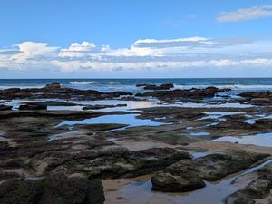 Превью обои пейзаж, море, камни, берег