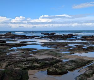 Превью обои пейзаж, море, камни, берег