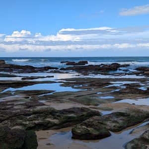 Превью обои пейзаж, море, камни, берег